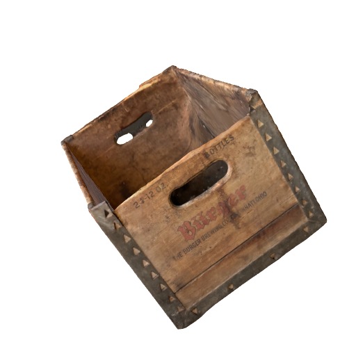 A vintage crate as a 3D keepsake